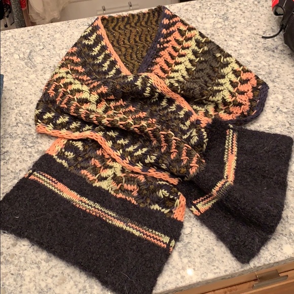 Missoni scarf - Picture 2 of 3